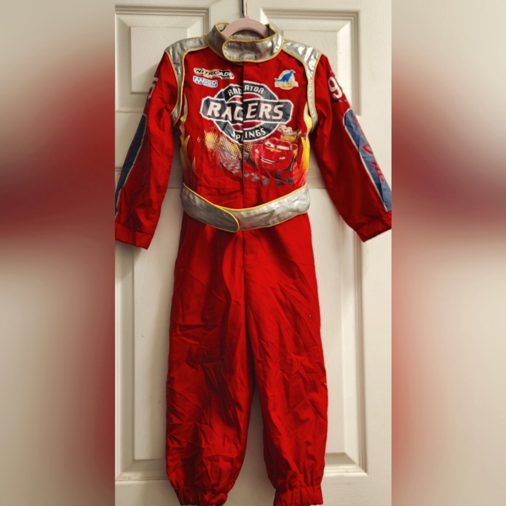 Lightning mcqueen racing suit